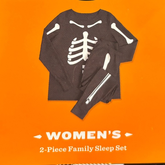 NWT Hyde and Eeek Women’s 2-Piece Family Sleep Set, 2X. - Picture 4 of 4